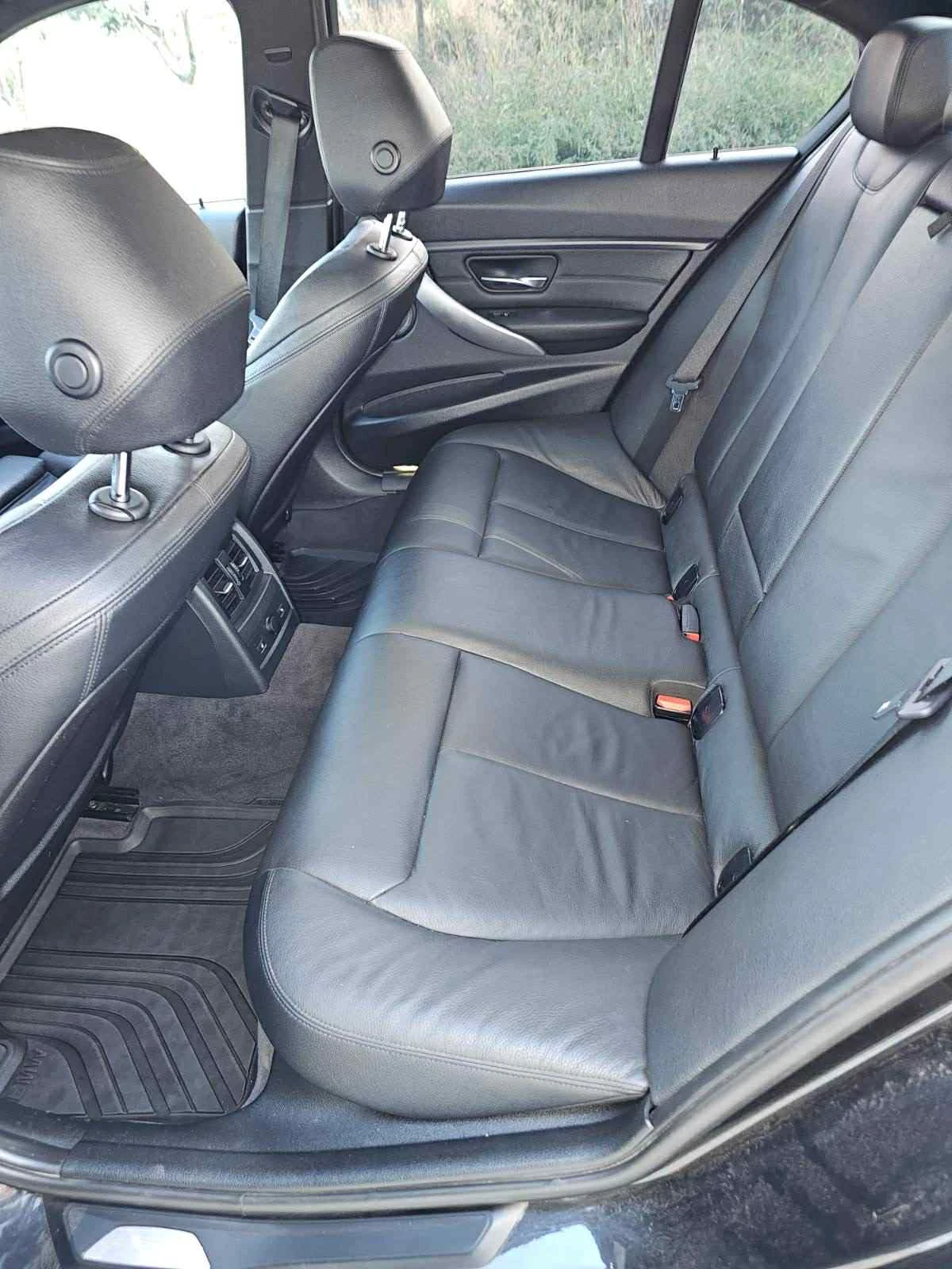 BMW 335 335xi M-Performance   ТОП СЪСТОЯНИЕ - изображение 2