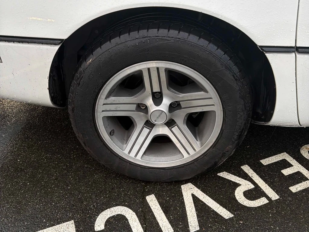 Chevrolet Corvette * 2dr Coupe * CARFAX * ��� ������������ ������ | Mobile.bg � ����������� 7