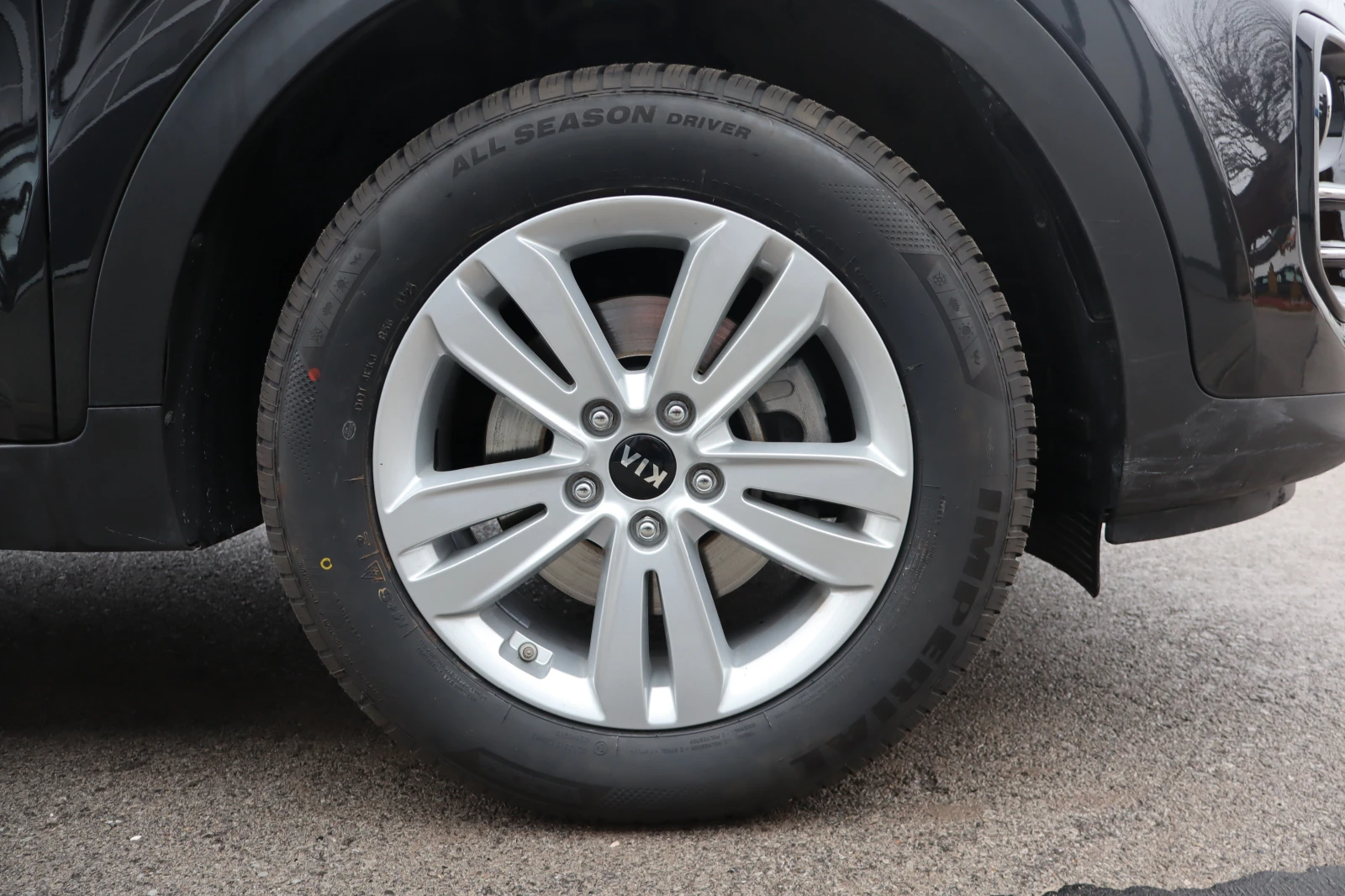 Kia Sportage 1.6i-57000km!!!, снимка 4 - Автомобили и джипове - 53507650