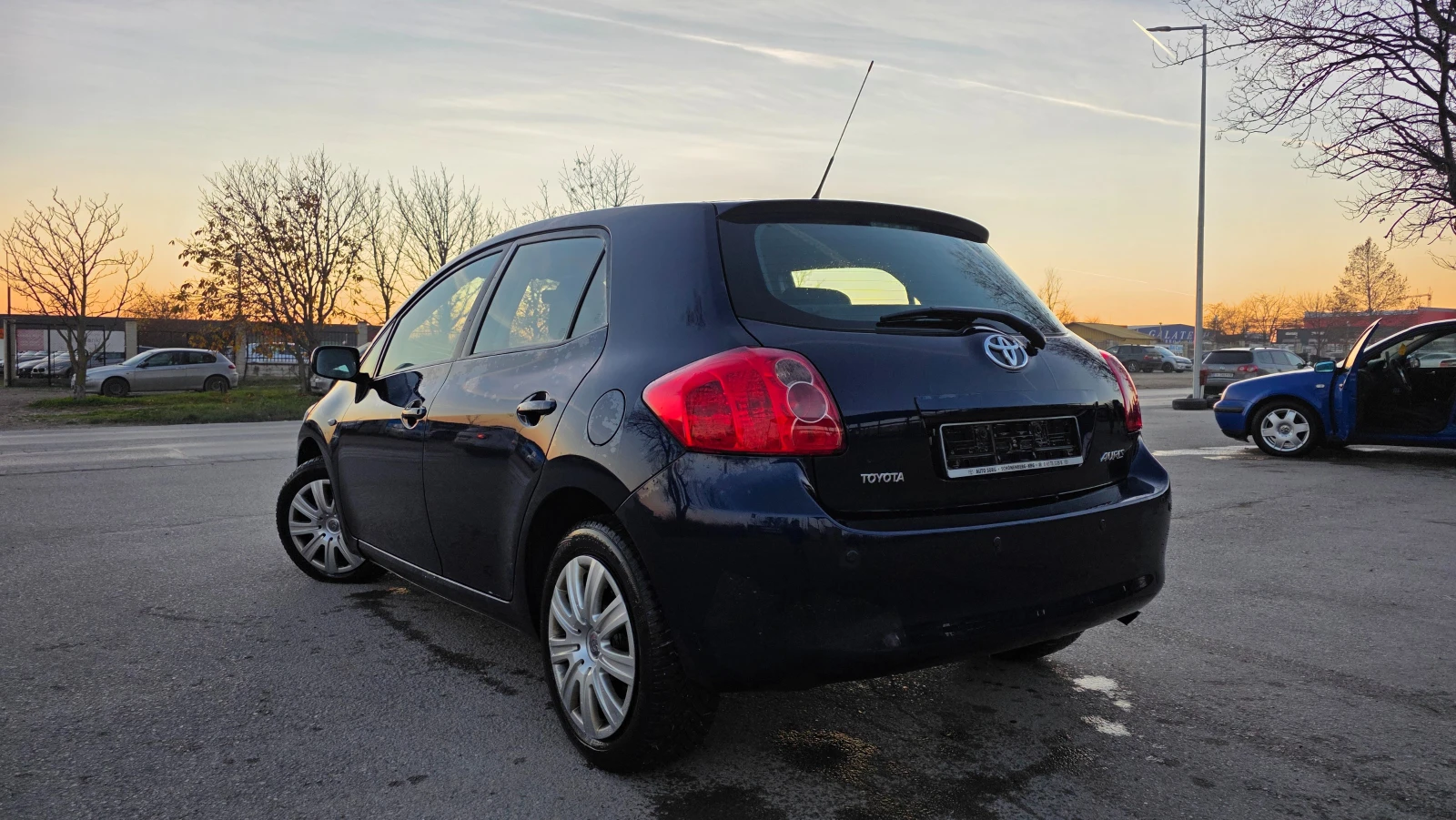 Toyota Auris ���� ����� ���� | Mobile.bg � ����������� 4