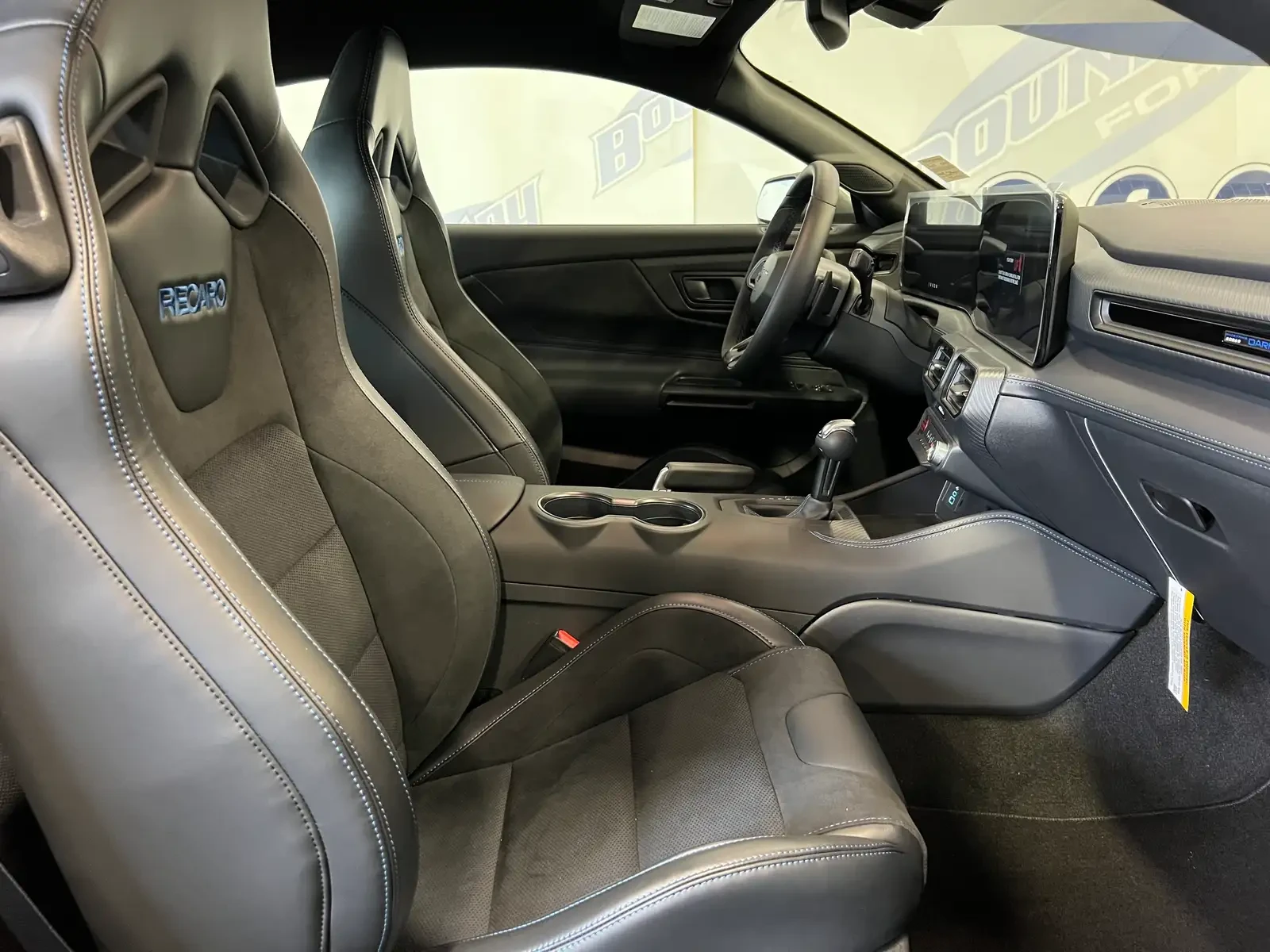 Ford Mustang DARK HORSE * ����� ���� � ��������*  | Mobile.bg � ����������� 15