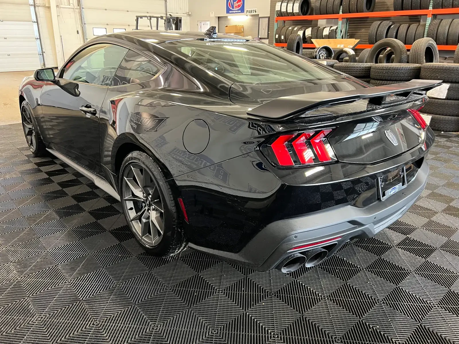 Ford Mustang DARK HORSE * ����� ���� � ��������*  | Mobile.bg � ����������� 4