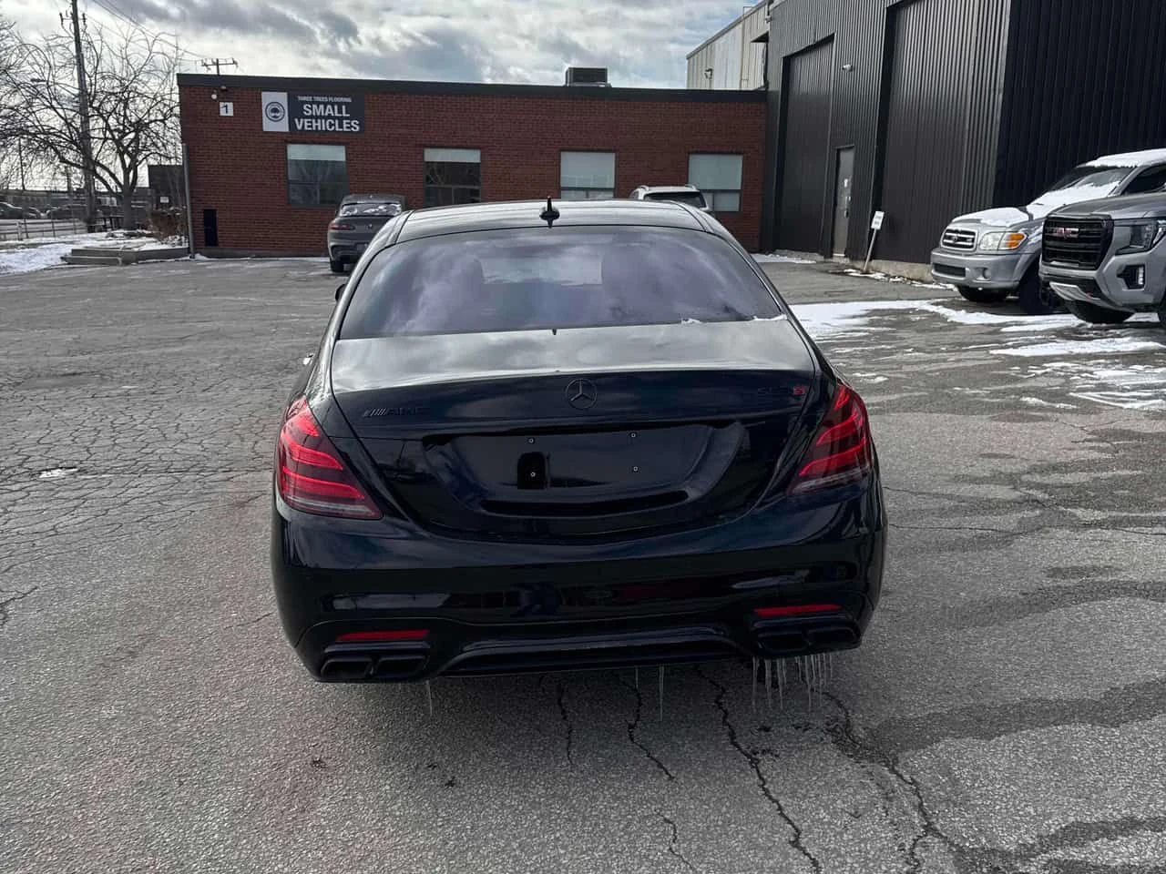 Mercedes-Benz S 63 * AMG * CARFAX * ЦЕНА ДО БГ, снимка 3 - Автомобили и джипове - 53901931