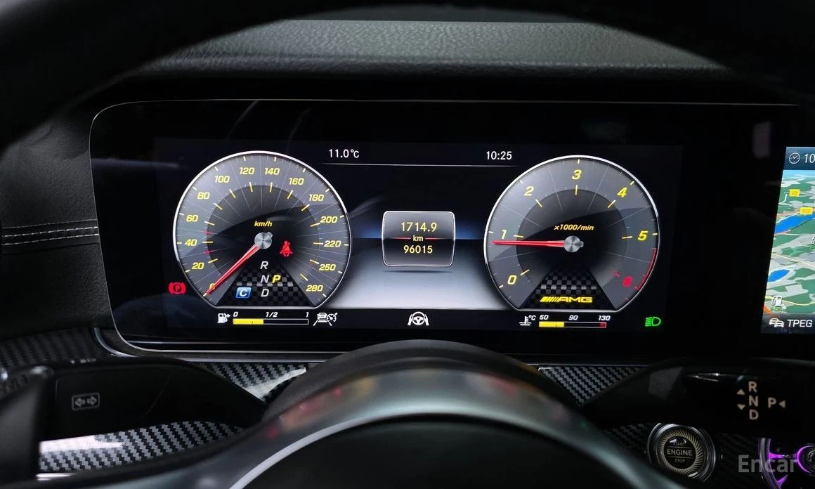 Mercedes-Benz E 220, снимка 8 - Автомобили и джипове - 53995235