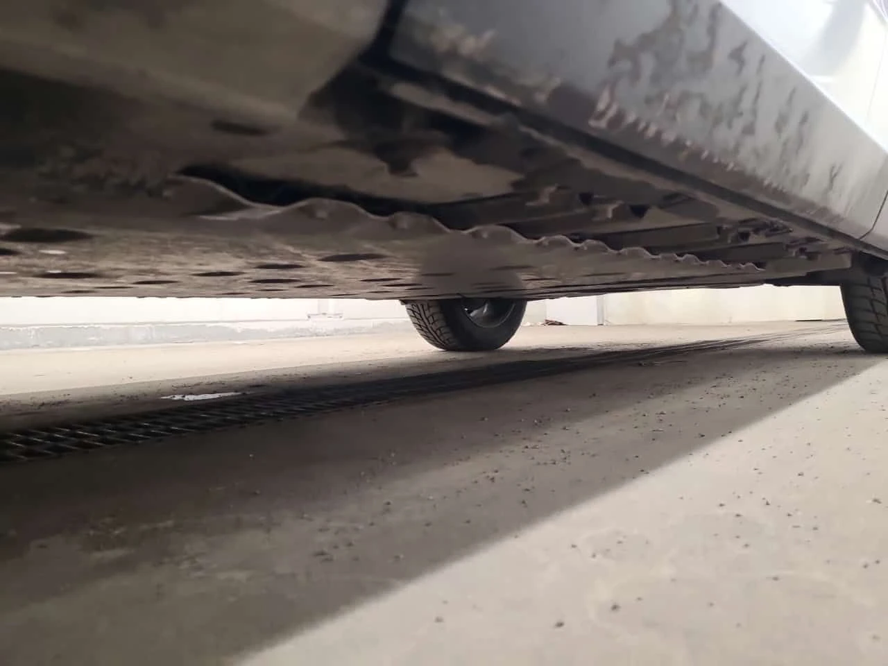 Toyota bZ4X * XLE AWD * PANO* KEYLESS* ПОДГЕВ* , снимка 12 - Автомобили и джипове - 54001915