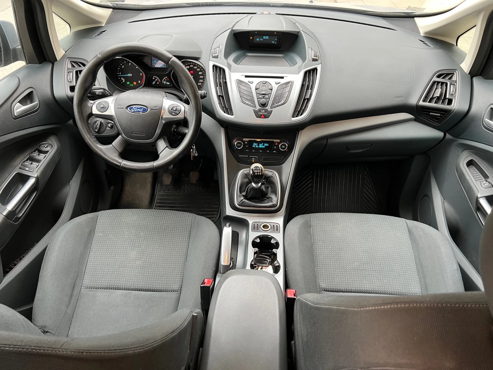 Ford Grand C-Max 7 Места, от FORD Moto Pfohe, снимка 12 - Автомобили и джипове - 54116235