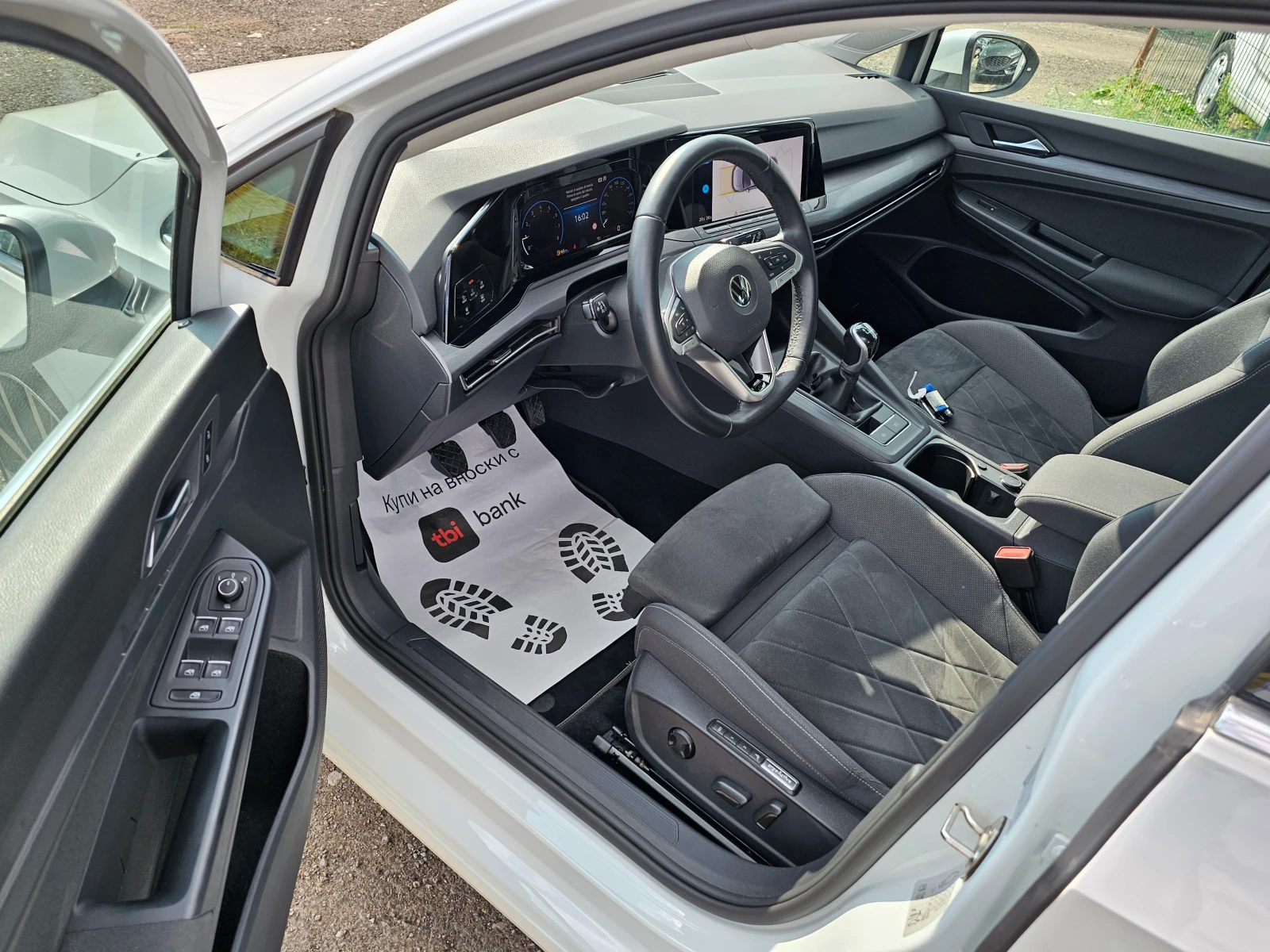 VW Golf 1.5tsi LED 44000km , снимка 12 - Автомобили и джипове - 54149424