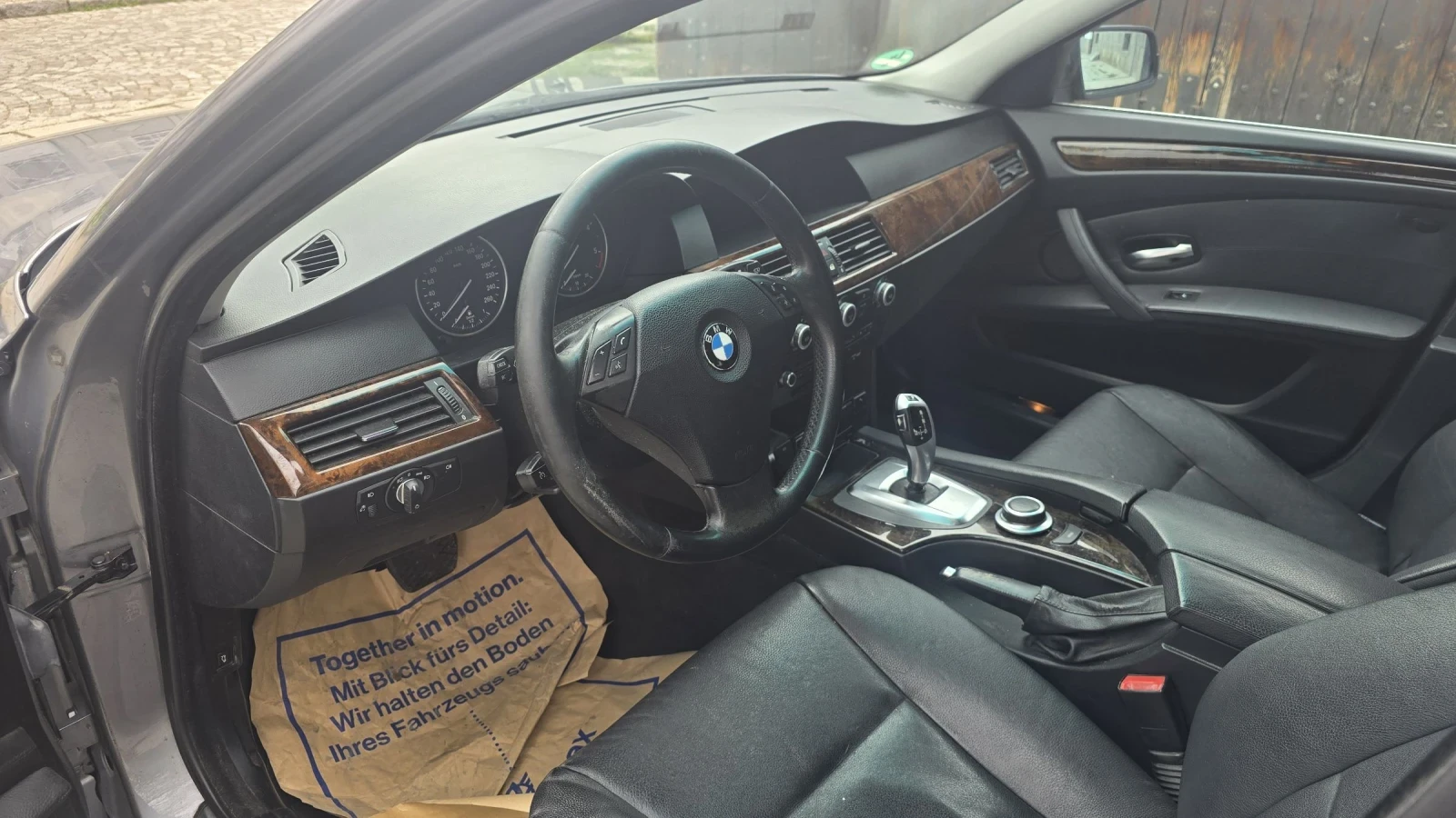 BMW 530, снимка 15 - Автомобили и джипове - 54219759