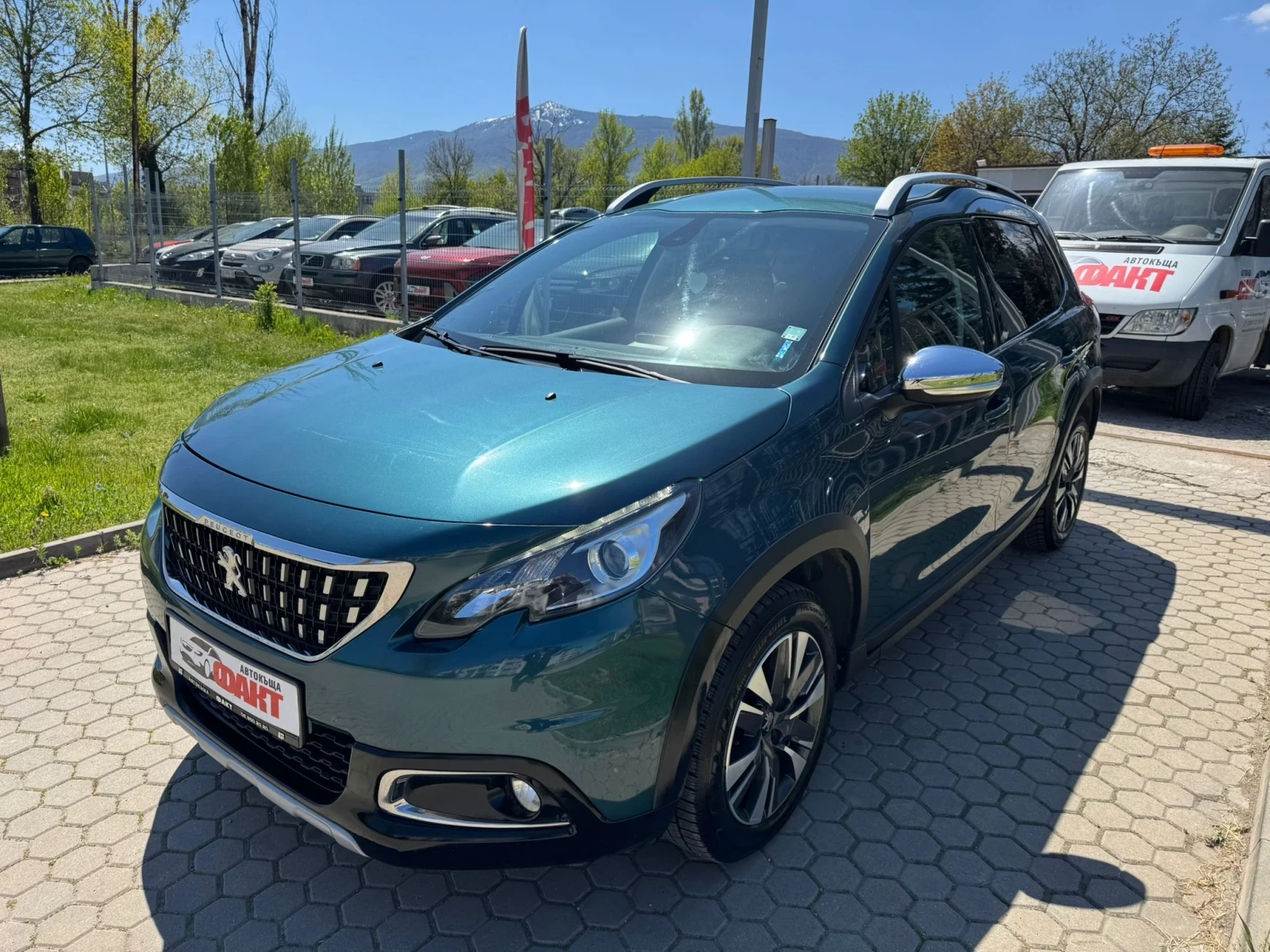 Peugeot 2008 1.2i/AVTOMAT