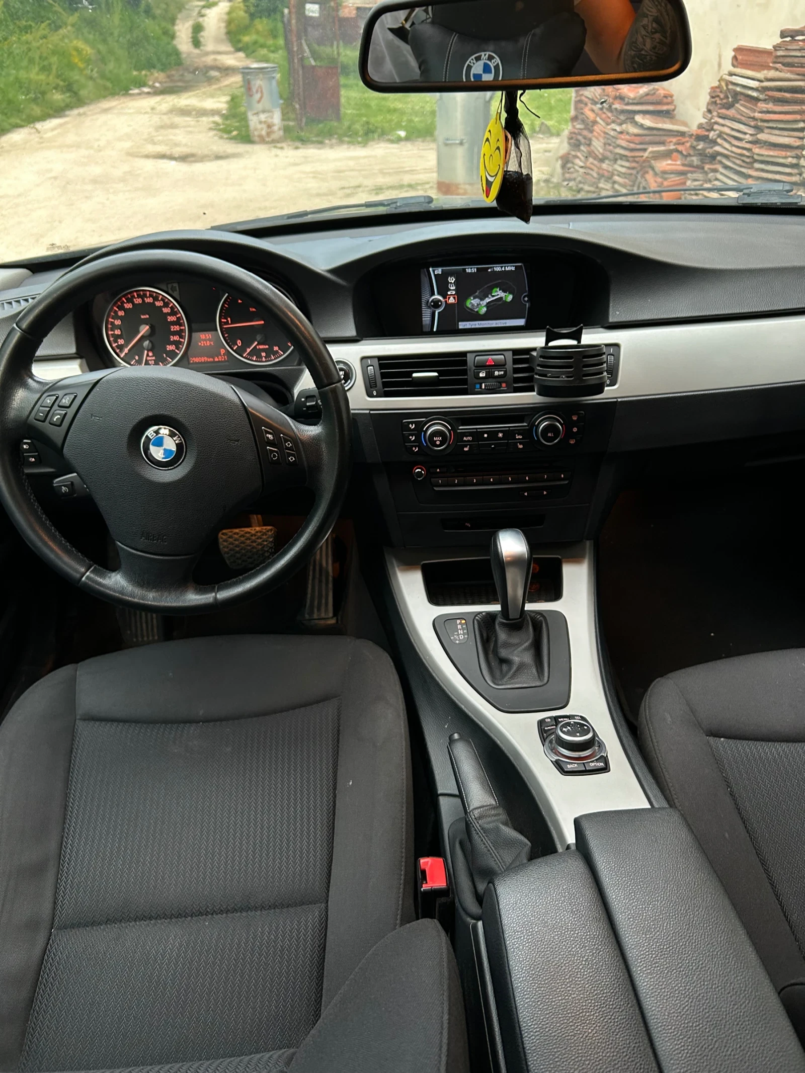 BMW 320, снимка 9 - Автомобили и джипове - 54511282