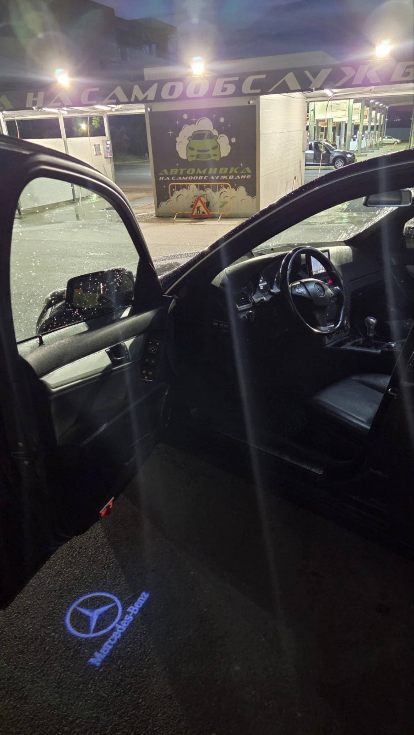Mercedes-Benz C 220, снимка 5 - Автомобили и джипове - 54664064