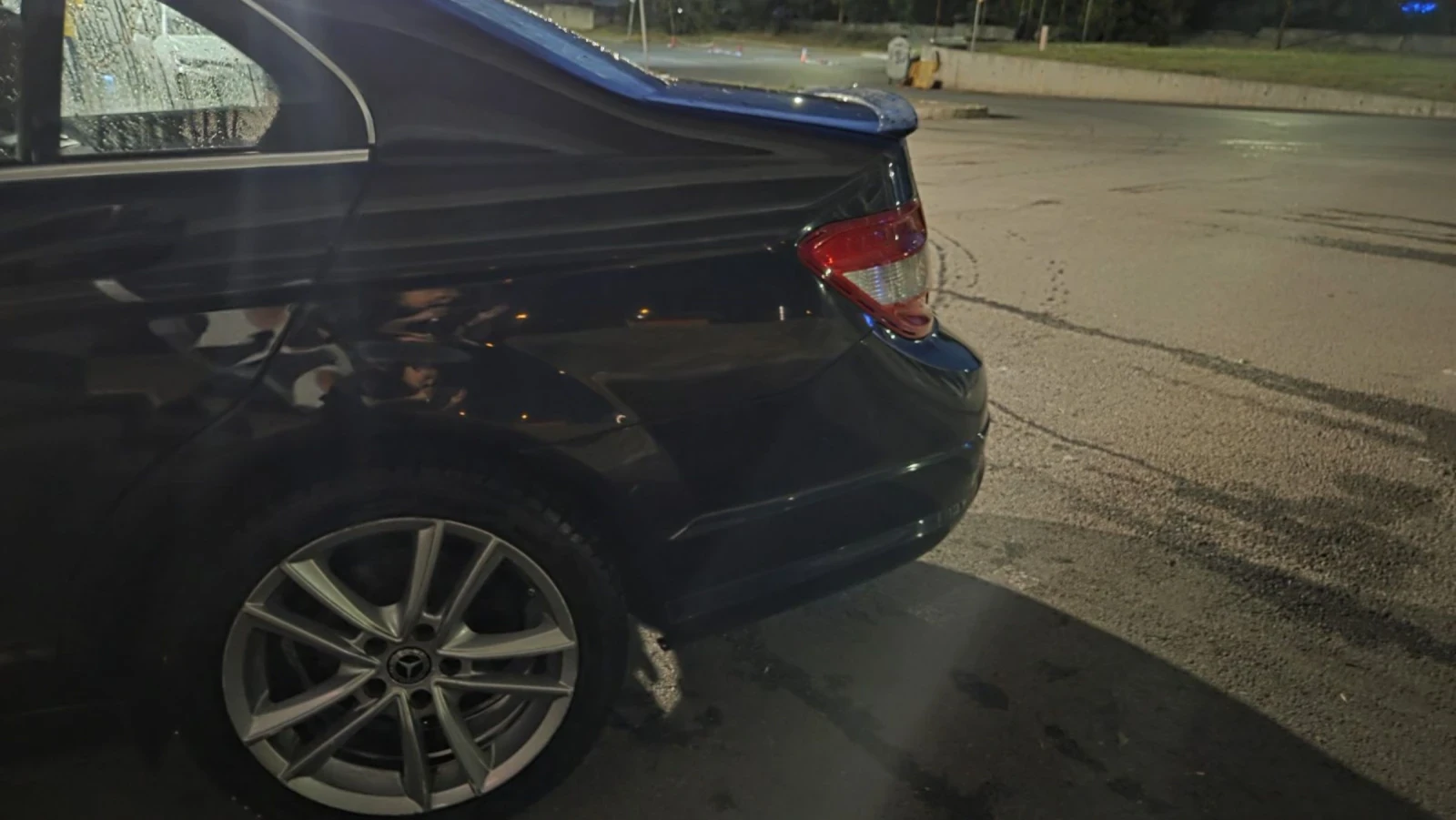 Mercedes-Benz C 220, снимка 3 - Автомобили и джипове - 54664064