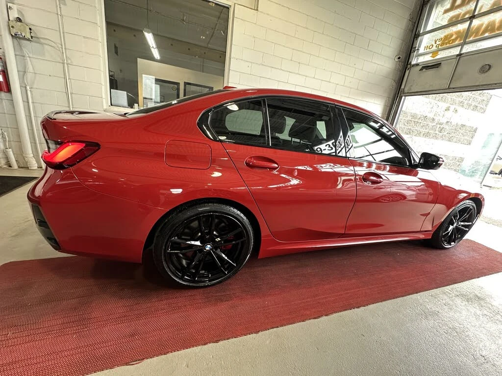 BMW 330 i xDrive* M PACK* FACE* LASER* ПОДГРЕВ* КАМЕРА* , снимка 3 - Автомобили и джипове - 54917578