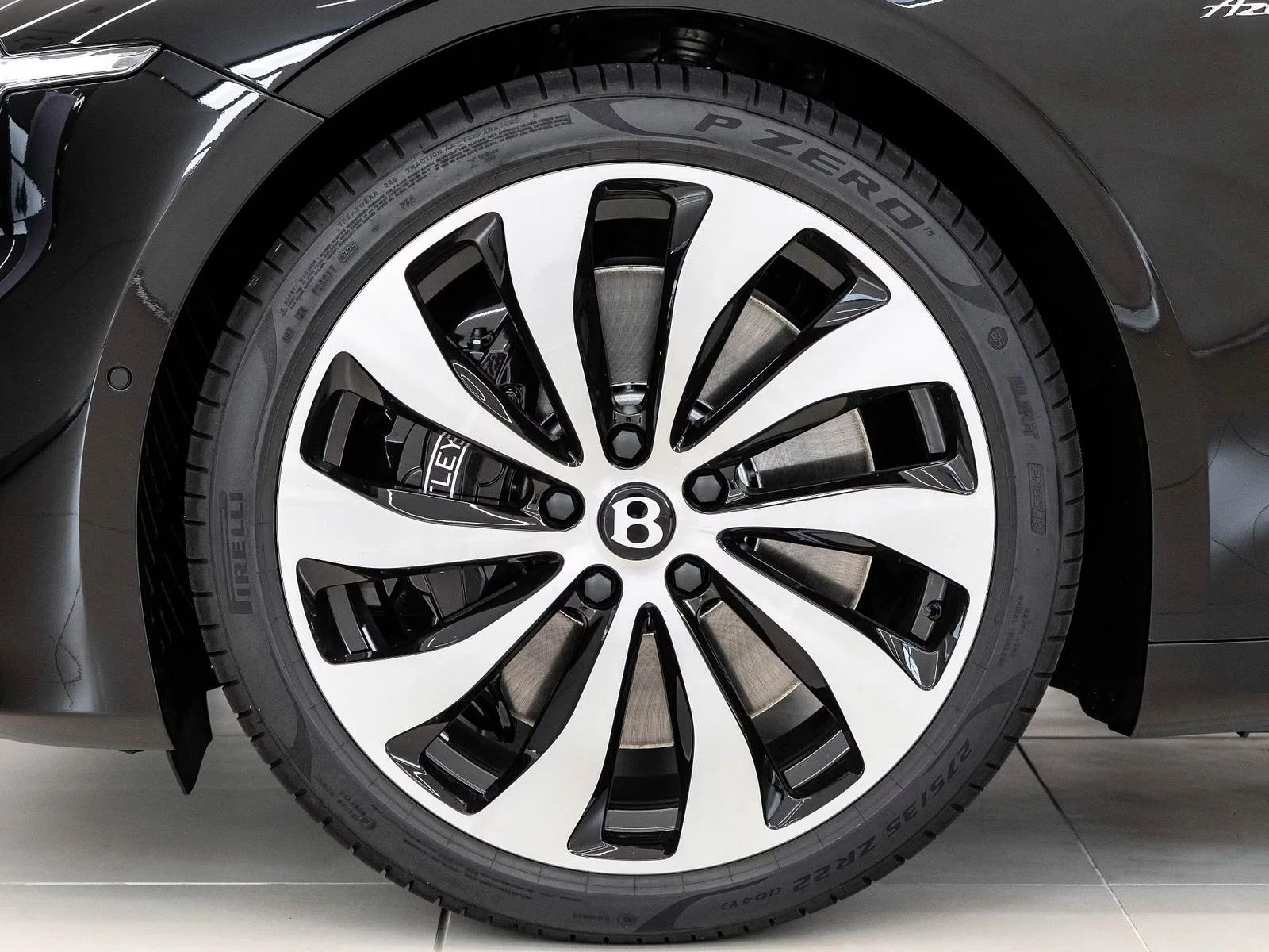 Bentley Continental gt GTC/ V8 HYBRID / AZURE / B&O / HUD / 360 / , снимка 6 - Автомобили и джипове - 55978102