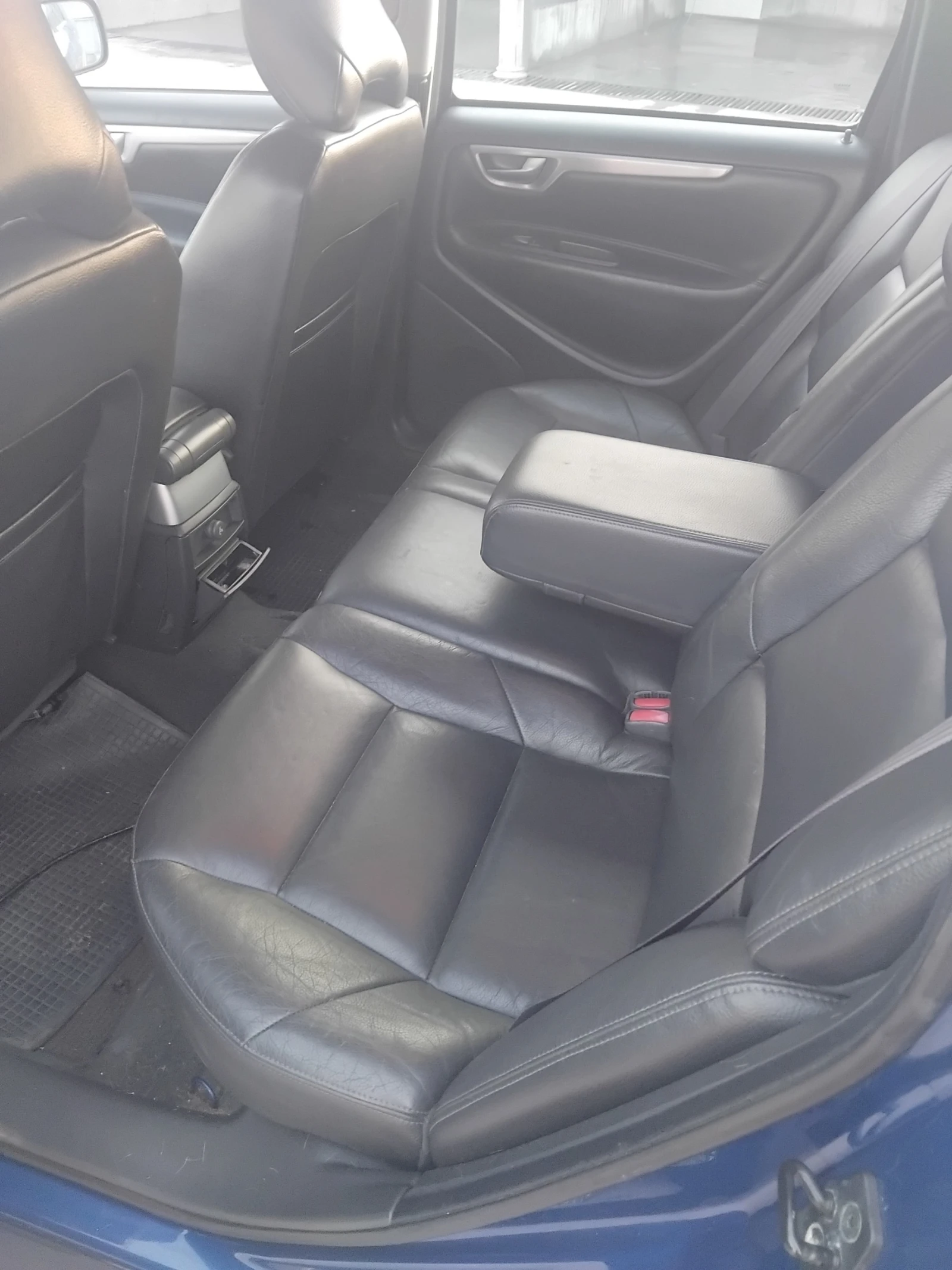 Volvo Xc70 2.4 T | Mobile.bg � ����������� 7