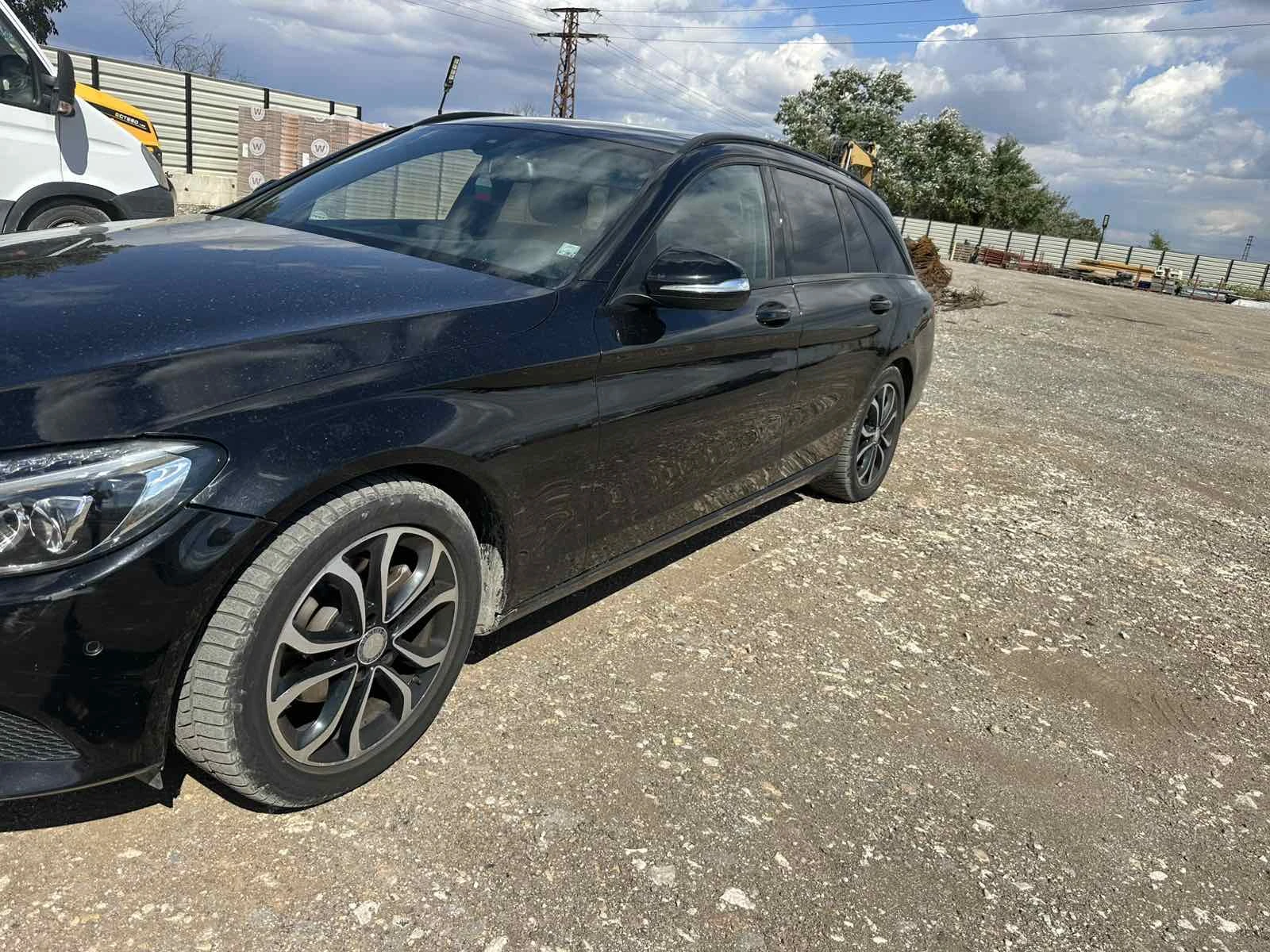 Mercedes-Benz C 200, снимка 2 - Автомобили и джипове - 56195684
