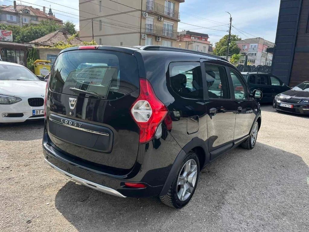 Dacia Lodgy 1.2 Stepway Е-6, снимка 6 - Автомобили и джипове - 56293653