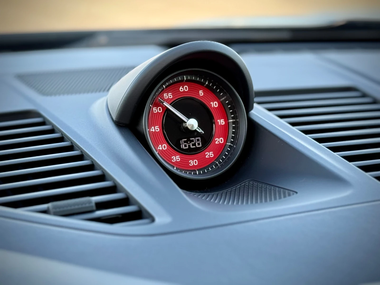 Porsche 911 CARRERA, снимка 15 - Автомобили и джипове - 56426099