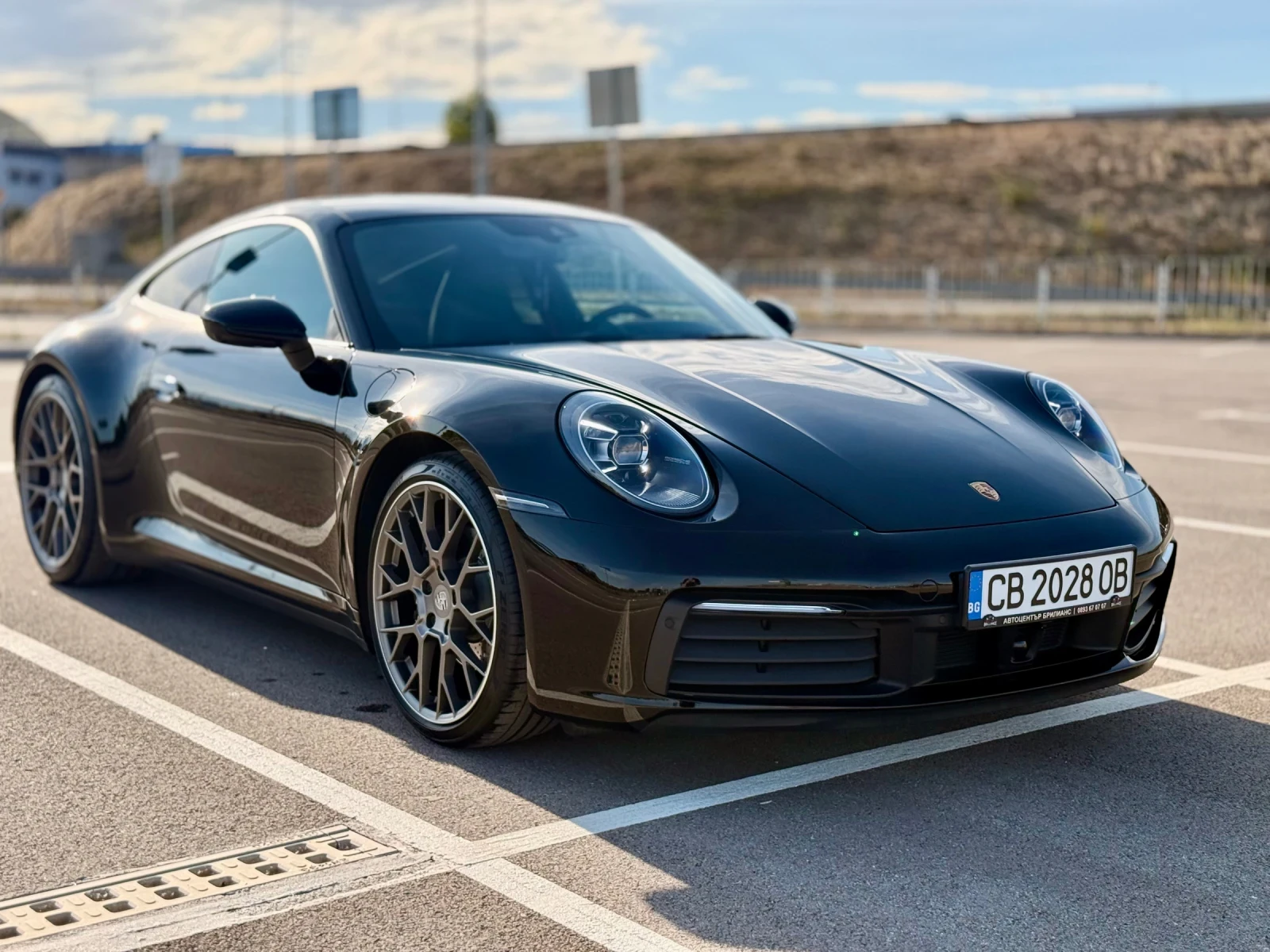 Porsche 911 CARRERA