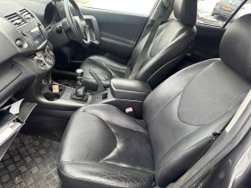 Toyota Rav4 2. 2 D-4D (150 к. с. ), 4x4, НА ЧАСТИ, снимка 14