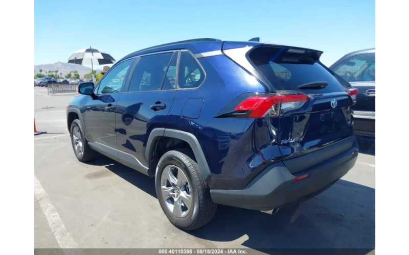 Toyota Rav4 Xle * 2.5L I4 * LED * Automatic * Дистроник, снимка 6 - Автомобили и джипове - 47566871