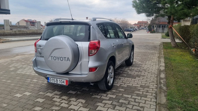 Toyota Rav4, снимка 5 - Автомобили и джипове - 49574480