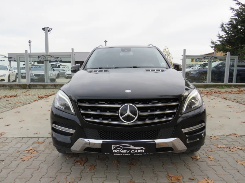 Mercedes-Benz ML 350 * AMG-PACK DISTRONIC+ РЕГИСТРИРАН* , снимка 2 - Автомобили и джипове - 52812736
