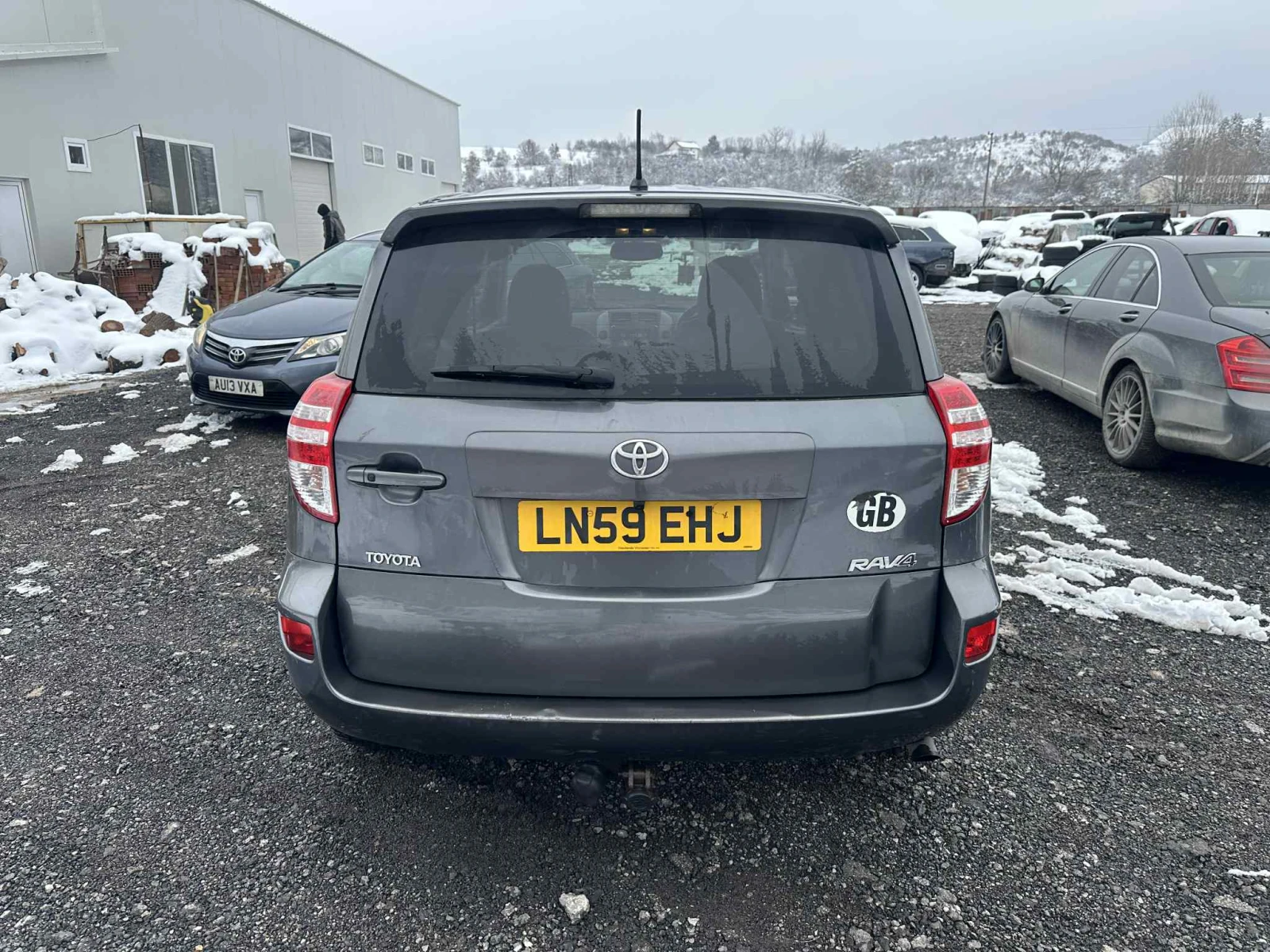 Toyota Rav4 2. 2 D-4D (150 к. с. ), 4x4, НА ЧАСТИ - изображение 3