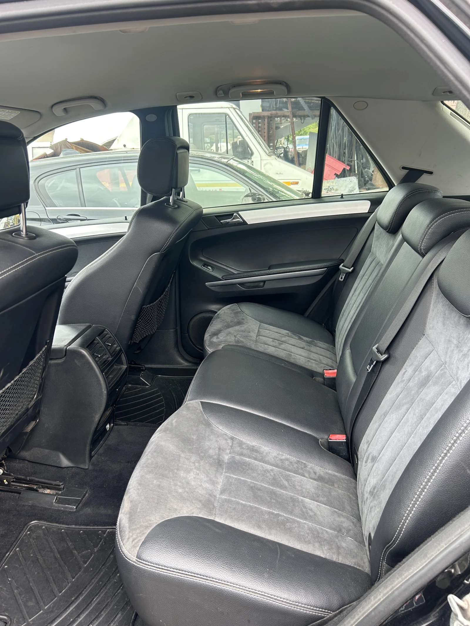 Mercedes-Benz ML 320  - изображение 7