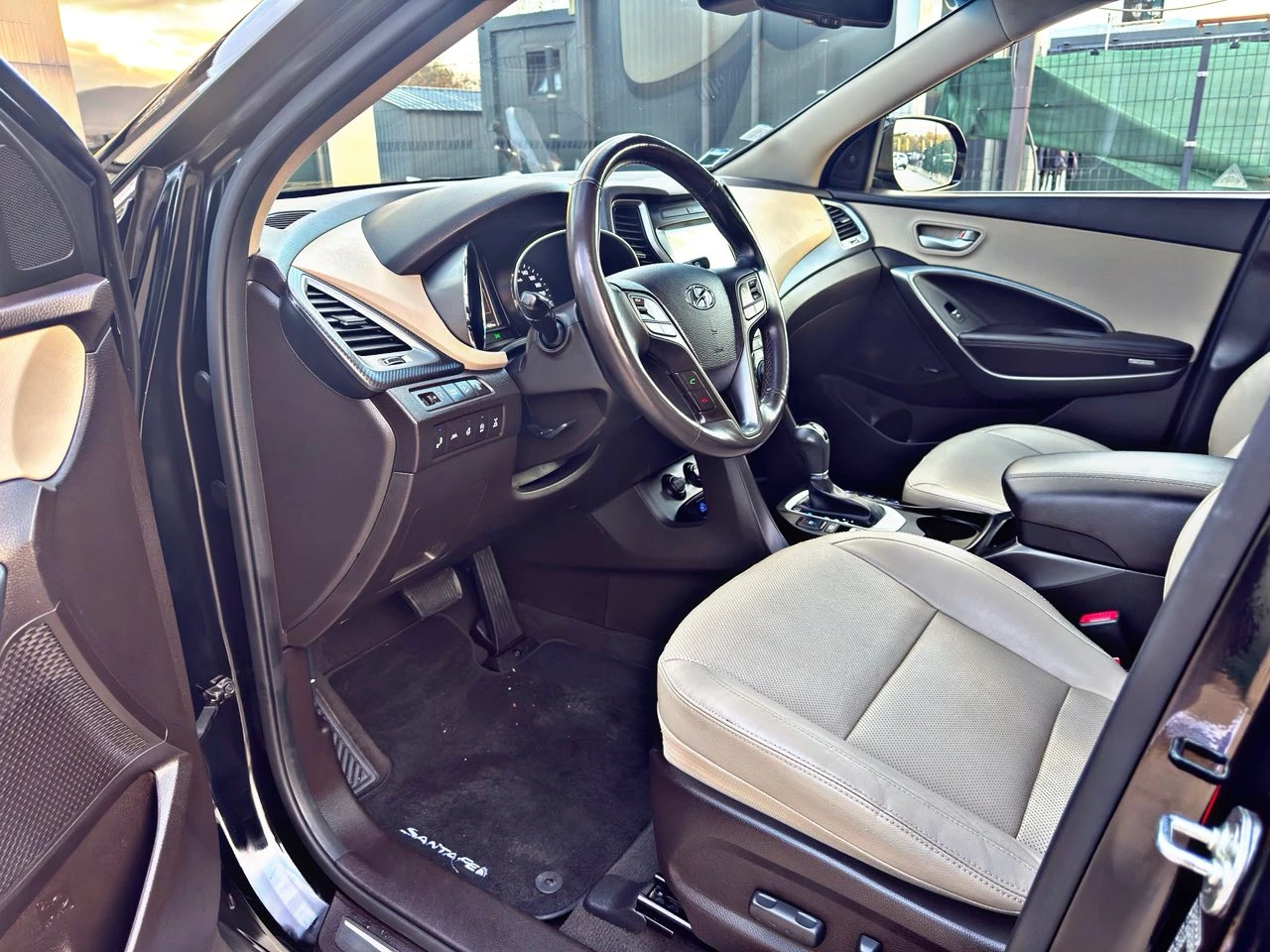 Hyundai Santa fe 2.2CRDI/FACE/360CAM/PANO/FULL/PREMIUM - изображение 9