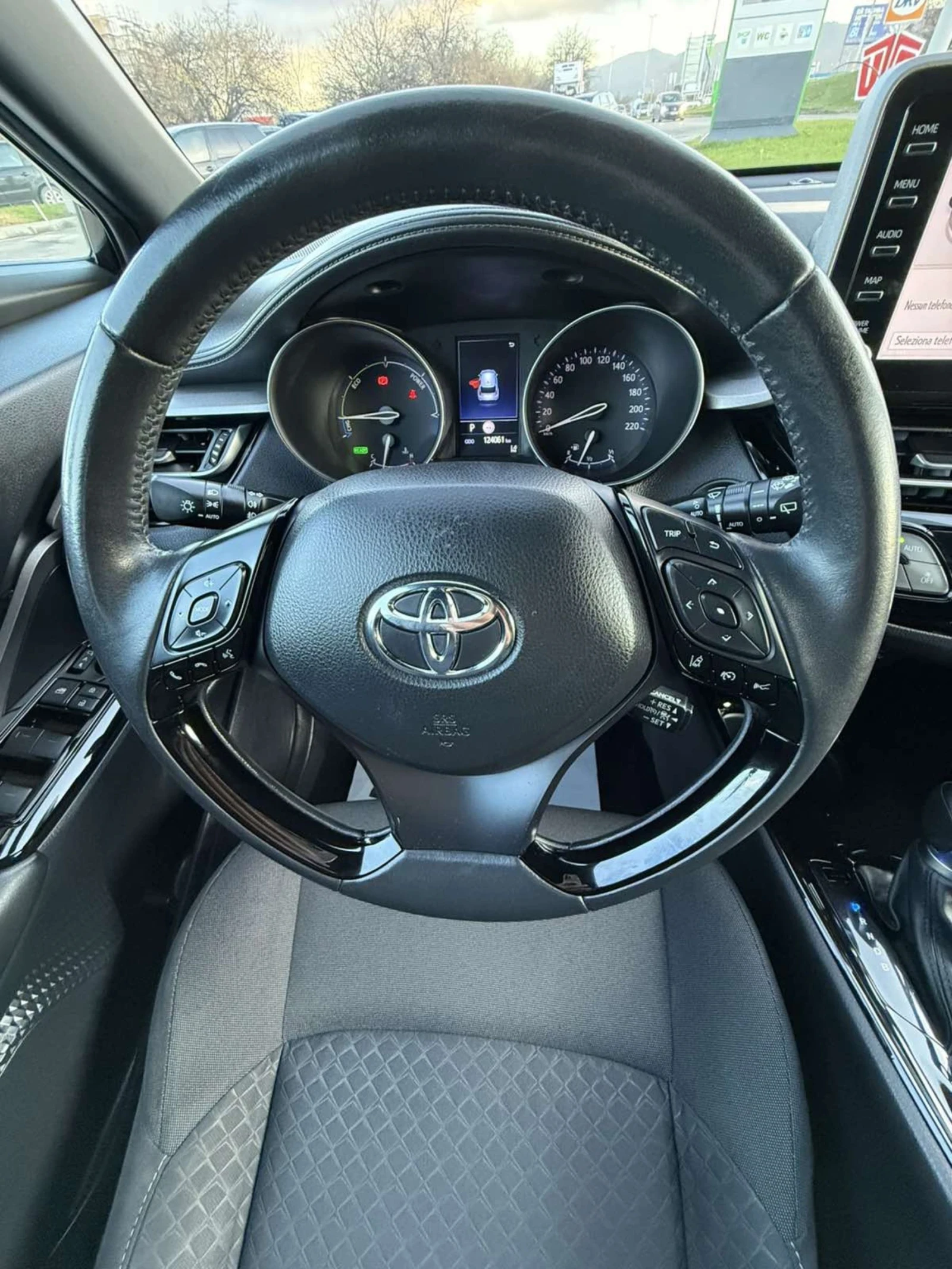 Toyota C-HR HYBRID | Mobile.bg   10