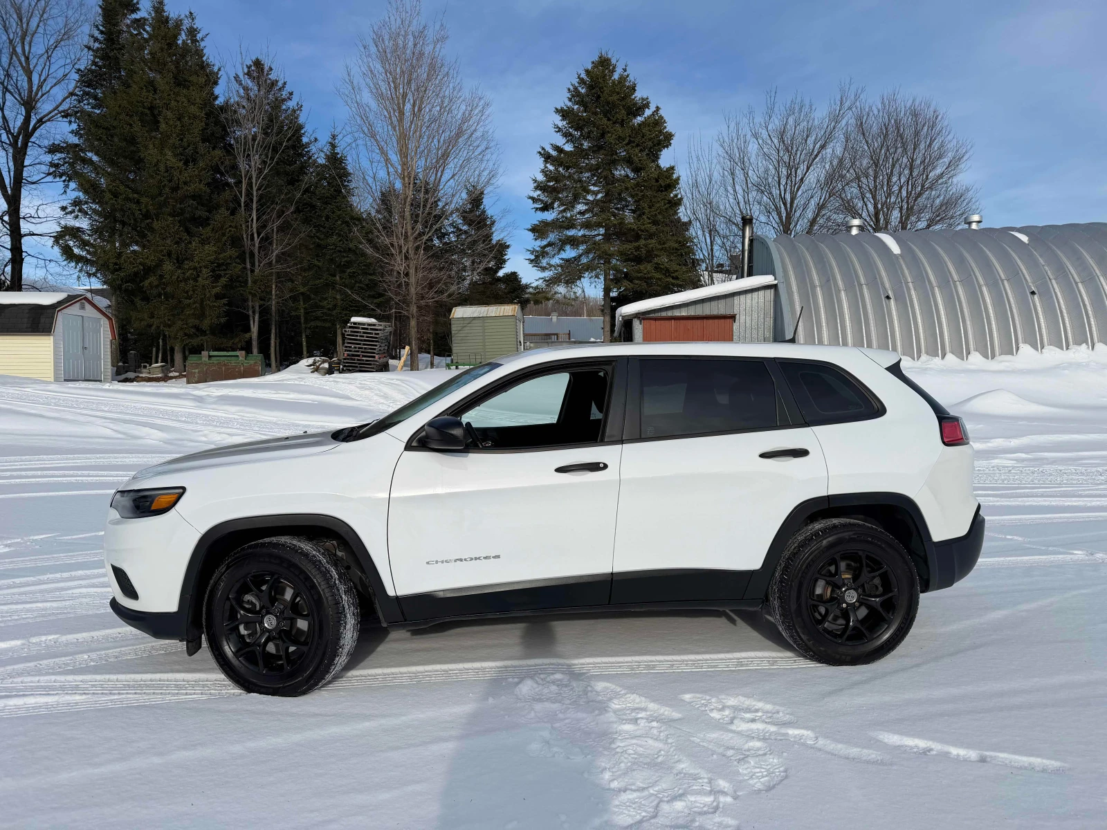 Jeep Cherokee * * CARFAX * * АВТО КРЕДИТ * *  - изображение 5