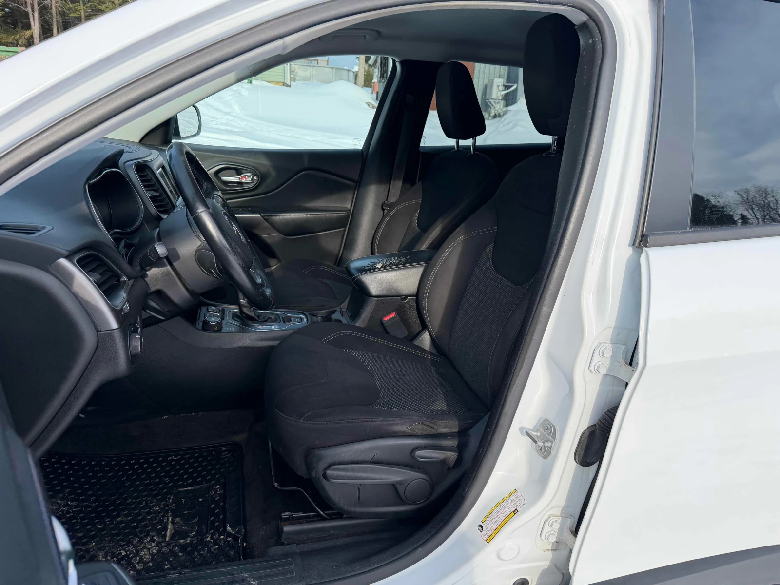 Jeep Cherokee * * CARFAX * * АВТО КРЕДИТ * *  - изображение 6