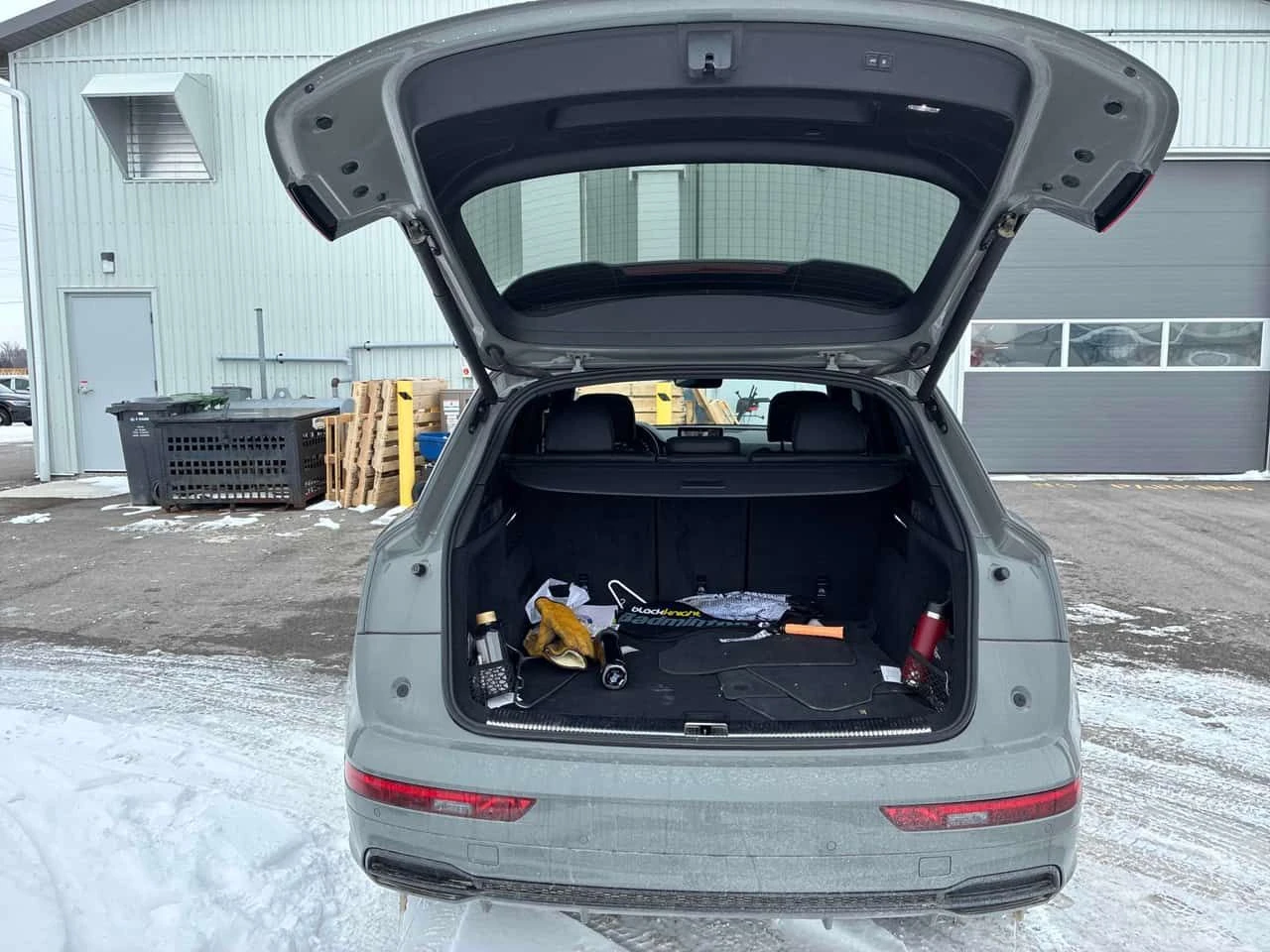 Audi Q5 Technik/CARFAX/360/ДИСТРОНИК/ПАНОРАМА , снимка 13 - Автомобили и джипове - 53891580