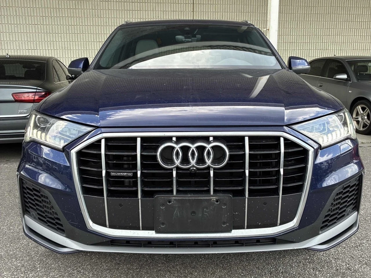 Audi Q7 2023* 7 PASS* MATRIX* ОБДУХ* ТЪРГ, снимка 2 - Автомобили и джипове - 55333747