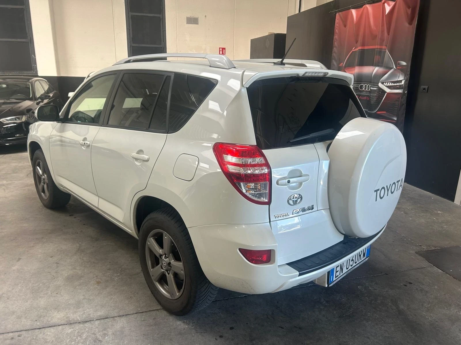 Toyota Rav4 147000км, нави, кожа, Италия, снимка 6 - Автомобили и джипове - 55947868