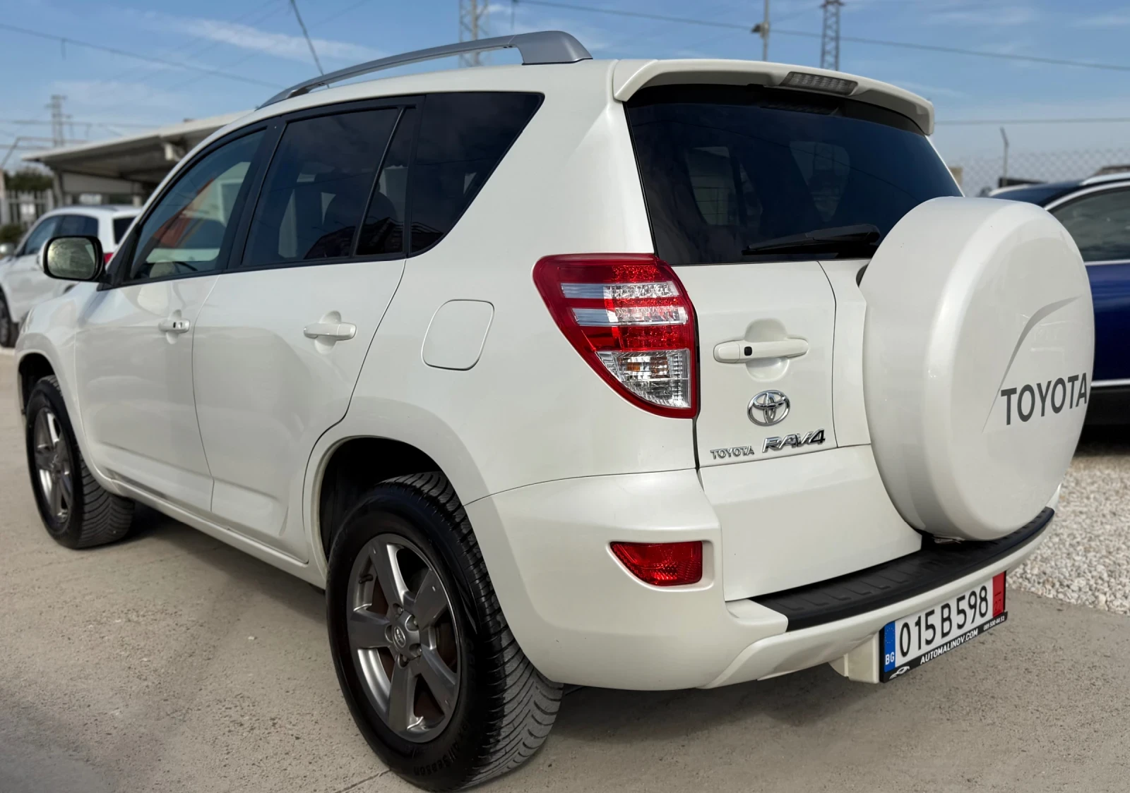 Toyota Rav4 147000км, d4d, нави, кожа, Италия, снимка 6 - Автомобили и джипове - 55947868