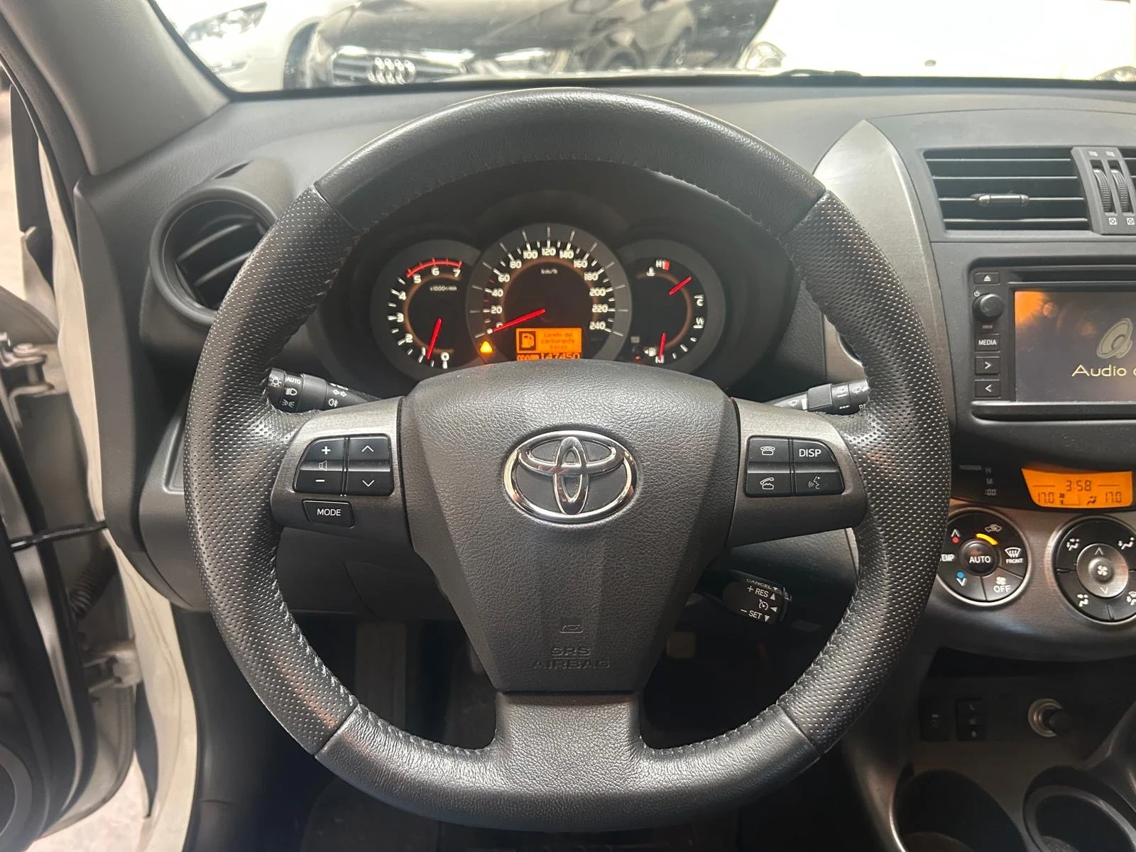 Toyota Rav4 147000км, нави, кожа, Италия, снимка 9 - Автомобили и джипове - 55947868