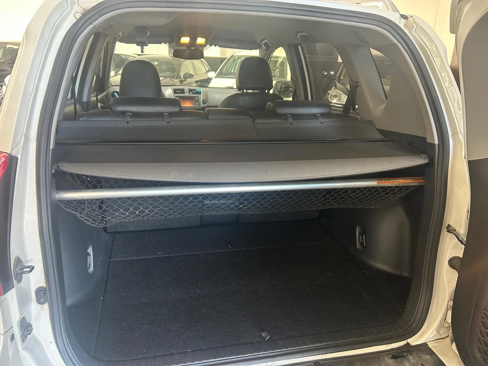 Toyota Rav4 147000км, нави, кожа, Италия, снимка 13 - Автомобили и джипове - 55947868
