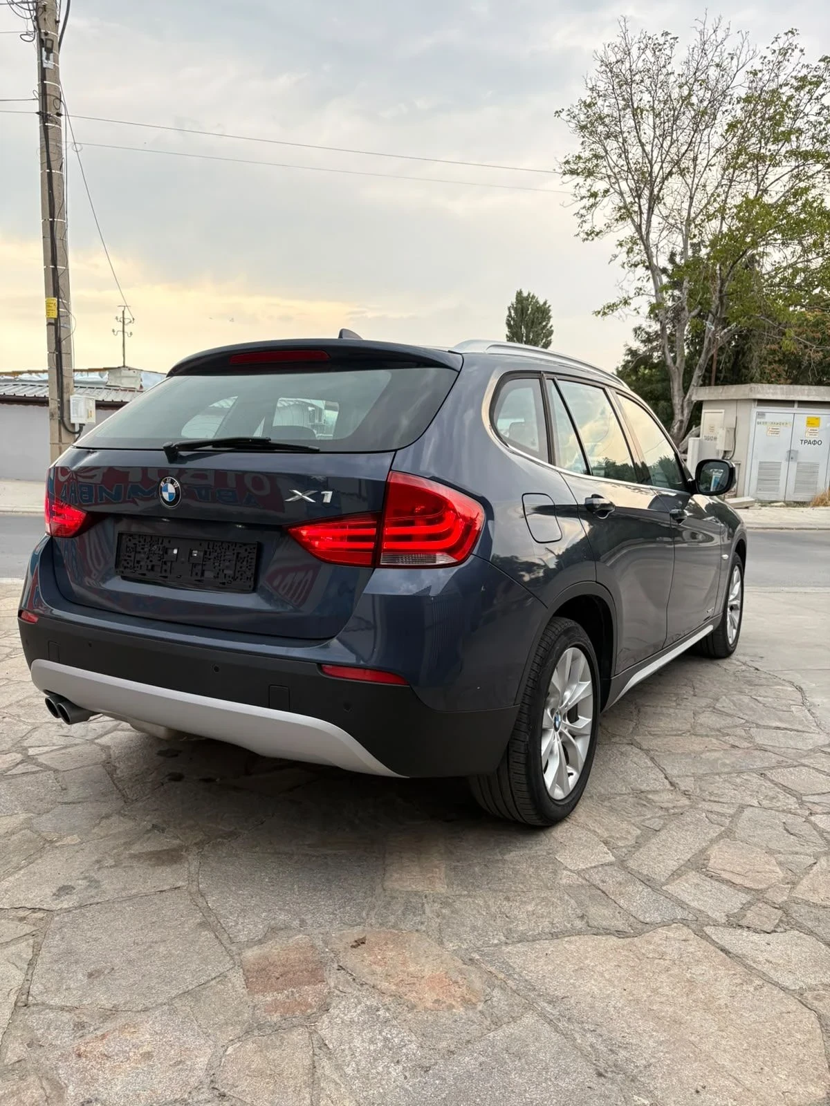 BMW X1 Xdrive 28i, снимка 4 - Автомобили и джипове - 55997192