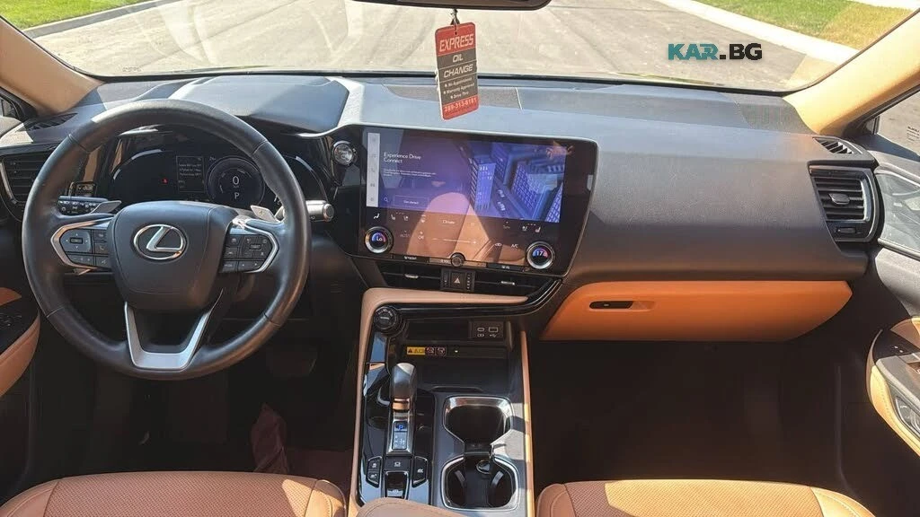 Lexus NX 350h Luxury AWD* КОЖА* НАВИ* ПАНО* КАМЕРА* CLEANCARFAX, снимка 11 - Автомобили и джипове - 56151540