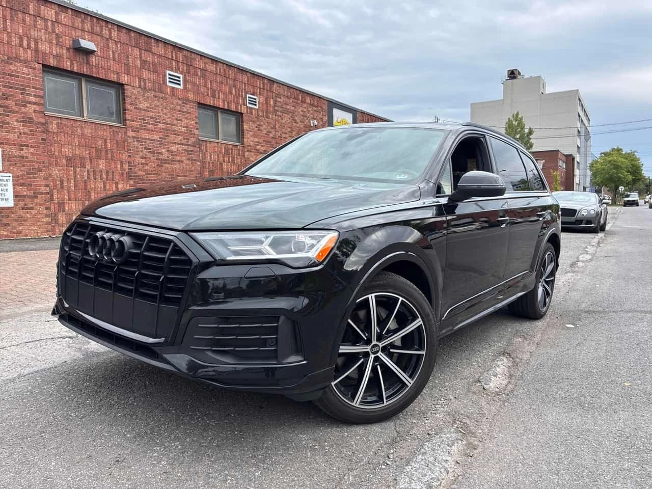 Audi Q7 * Komfort * CARFAX * ЦЕНА ДО БГ