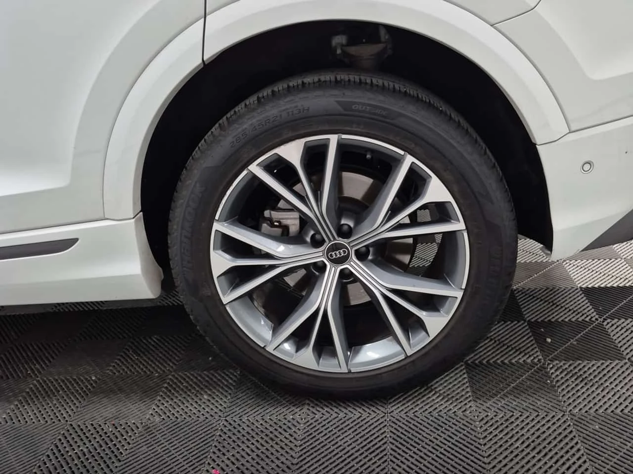 Audi Q8 * Progressiv * CARFAX * ��������� * �������� *  | Mobile.bg � ����������� 13
