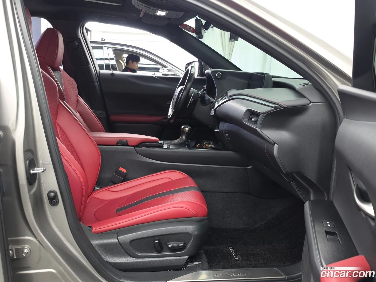 Lexus UX 250h 2.0 F-Sport 2WD* ������ ���� �� BG | Mobile.bg � ����������� 12