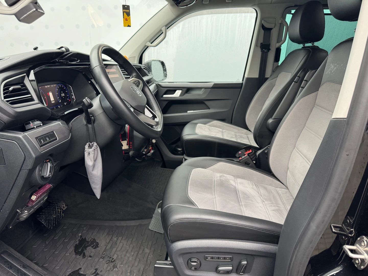 VW Multivan Highline TDI 4MOTION | Mobile.bg   5