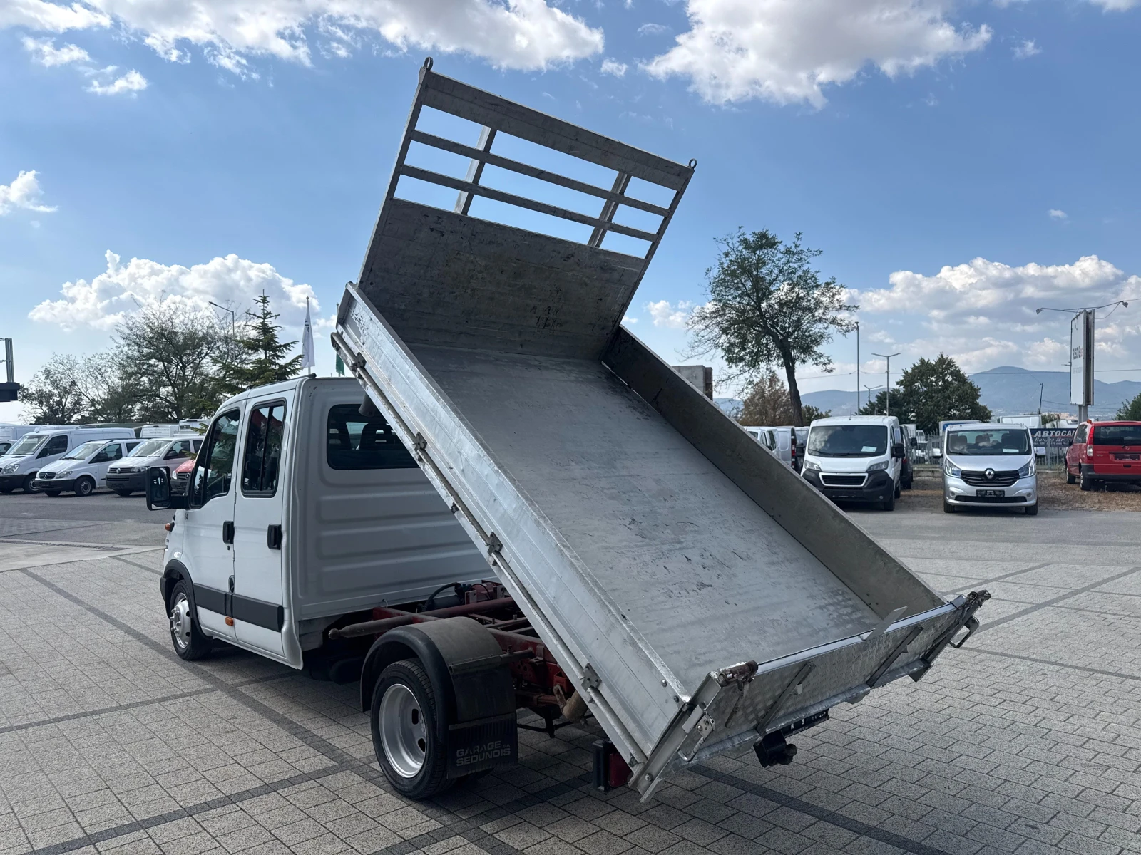 Iveco Daily 35C11 до 3.5т. 2.80м. 7-местен, снимка 9 - Бусове и автобуси - 55831773