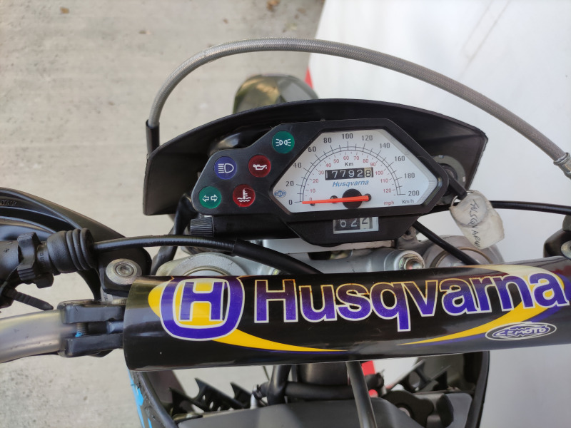 Husqvarna 125 SUPER MOTO, снимка 10 - Мотоциклети и мототехника - 46385110