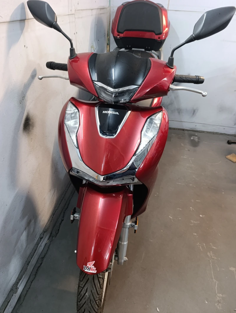 Honda Sh Abs/Tc Start/stop, снимка 2 - Мотоциклети и мототехника - 52336815