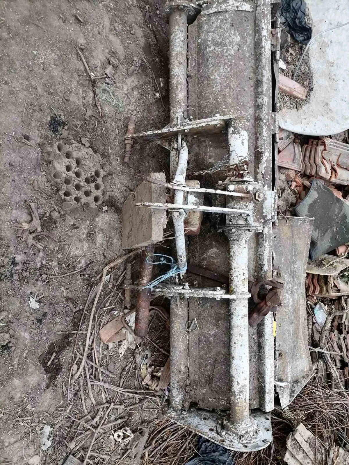 Трактор Болгар Фреза и плуг 700 евро 0896839330