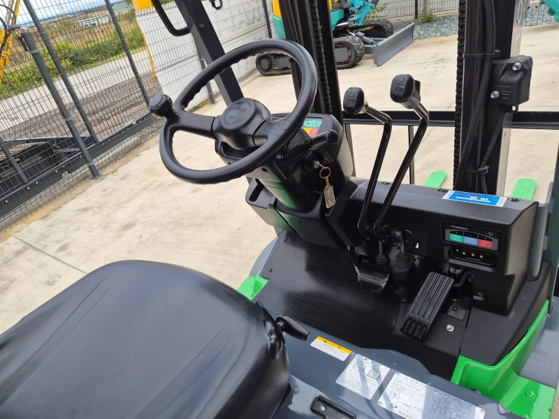 Електрокар Toyota ТРИОПОРЕН / БАТЕРИЯ на 100% / КАТО НОВ !, снимка 11 - Индустриална техника - 51942146